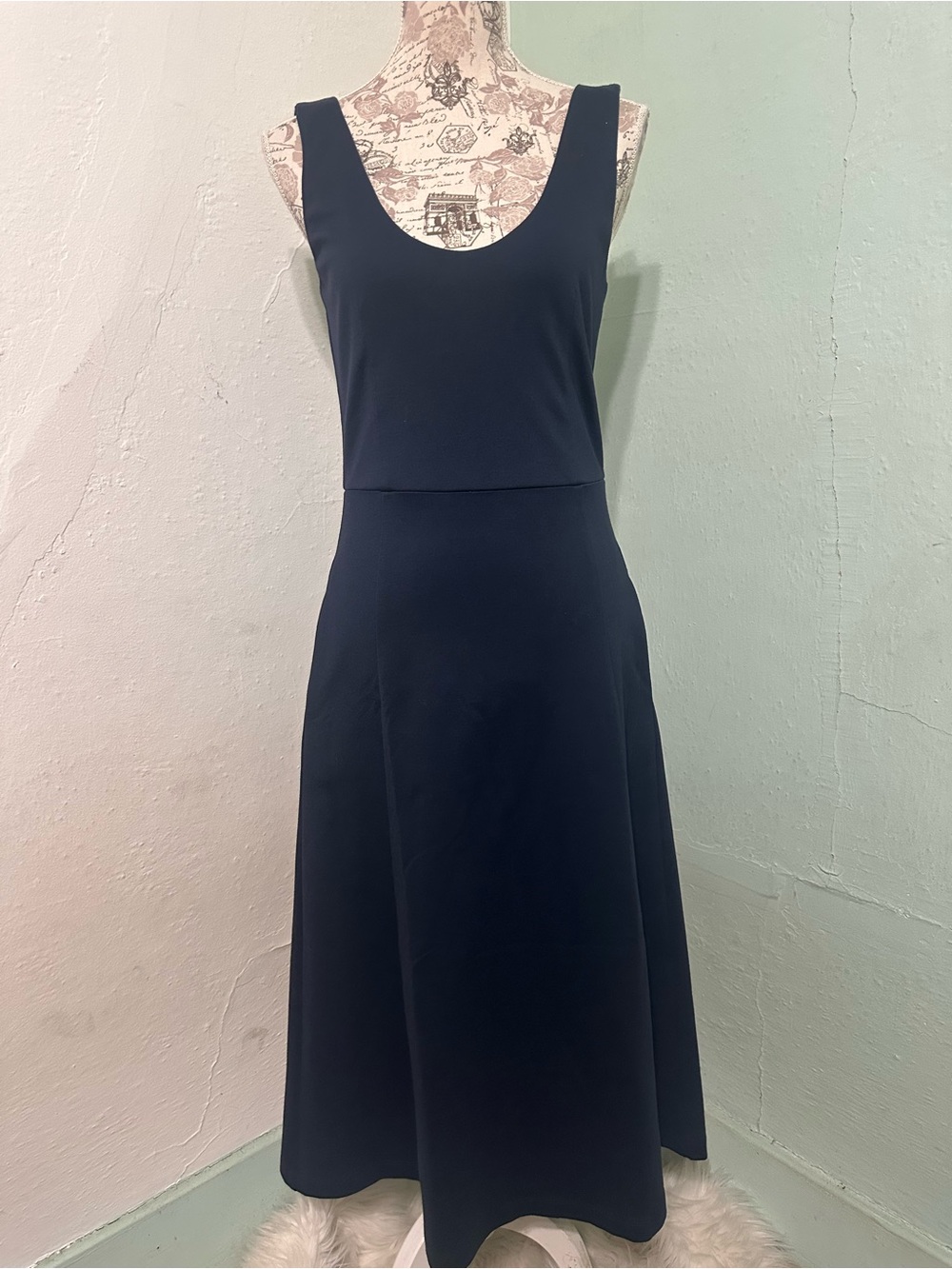 Ripley Rader Sleeveless Navy Scoop Neck A-Line Dress size small NWT unlined
